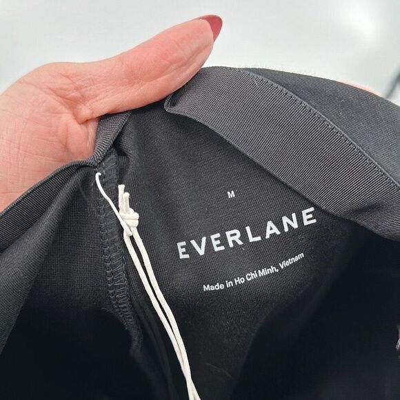 NWT Everlane Dream Pant Kick Flare Black Cropped Ankle-Length Size Medium - Picture 3 of 13